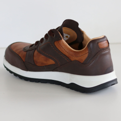 elten sicherheitsschuh braun leder und textile weiße zwischensohle schwarze laufsohle