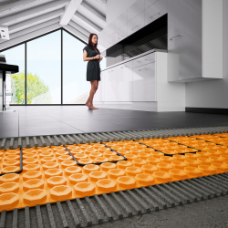 orange fußbodenheizungs-modulplatte aus kunststoff...