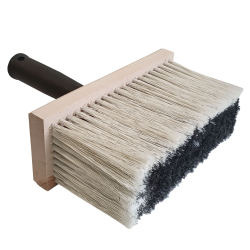 verputzquast holzblock mit weiß schwarzen...